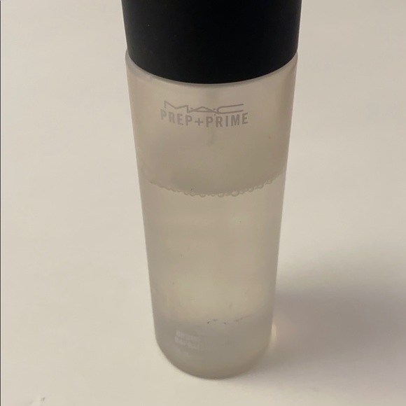 Makeup 4 items - Picture 2 of 4